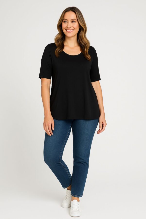 Whispers Roun Neck Top