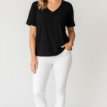 Whispers bamboo V-neck Tshirt black front 1